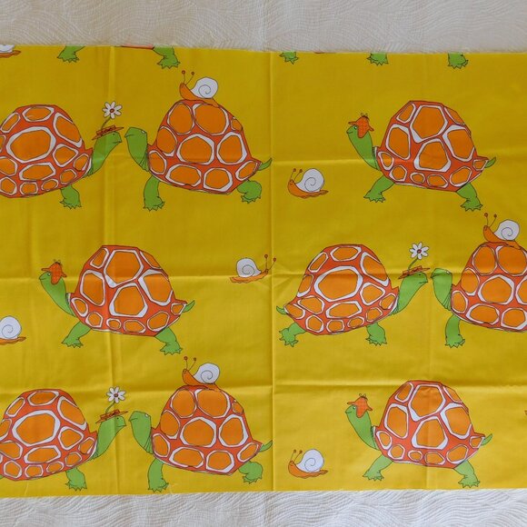 VTG groovy Katashas Unusuals wrap skirt fabric Schumacher Turtle Time material - Picture 5 of 16